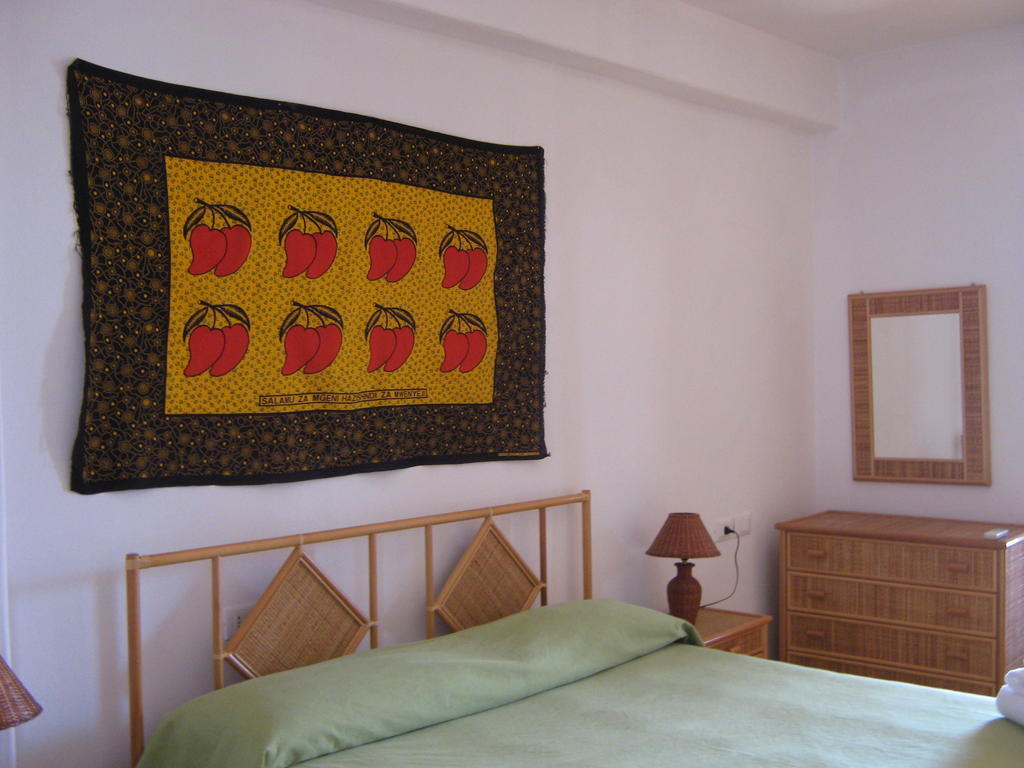 Albergo Seaside Leni Room photo